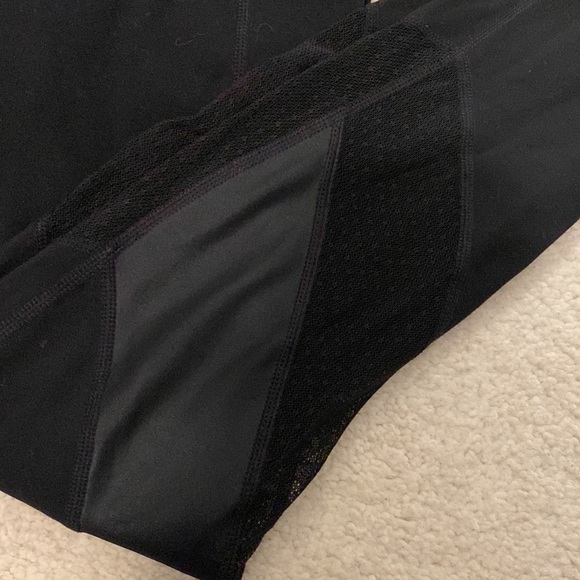Athleta leggings w mesh - Picture 2 of 4